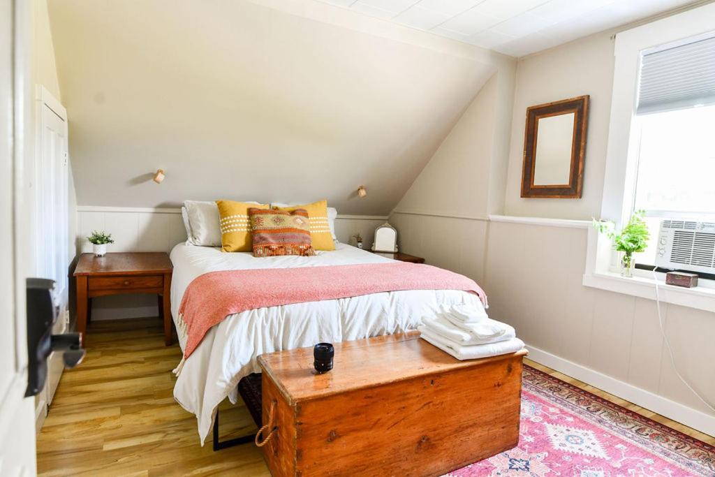 Craftsbury Farmhouse Eksteriør billede